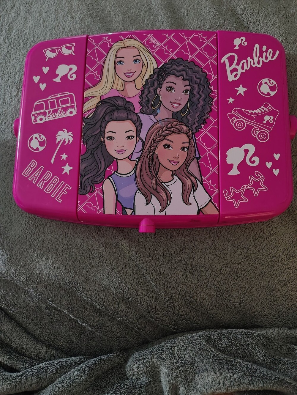 Barbie Beauty Vanity Set With Light Up Mirror